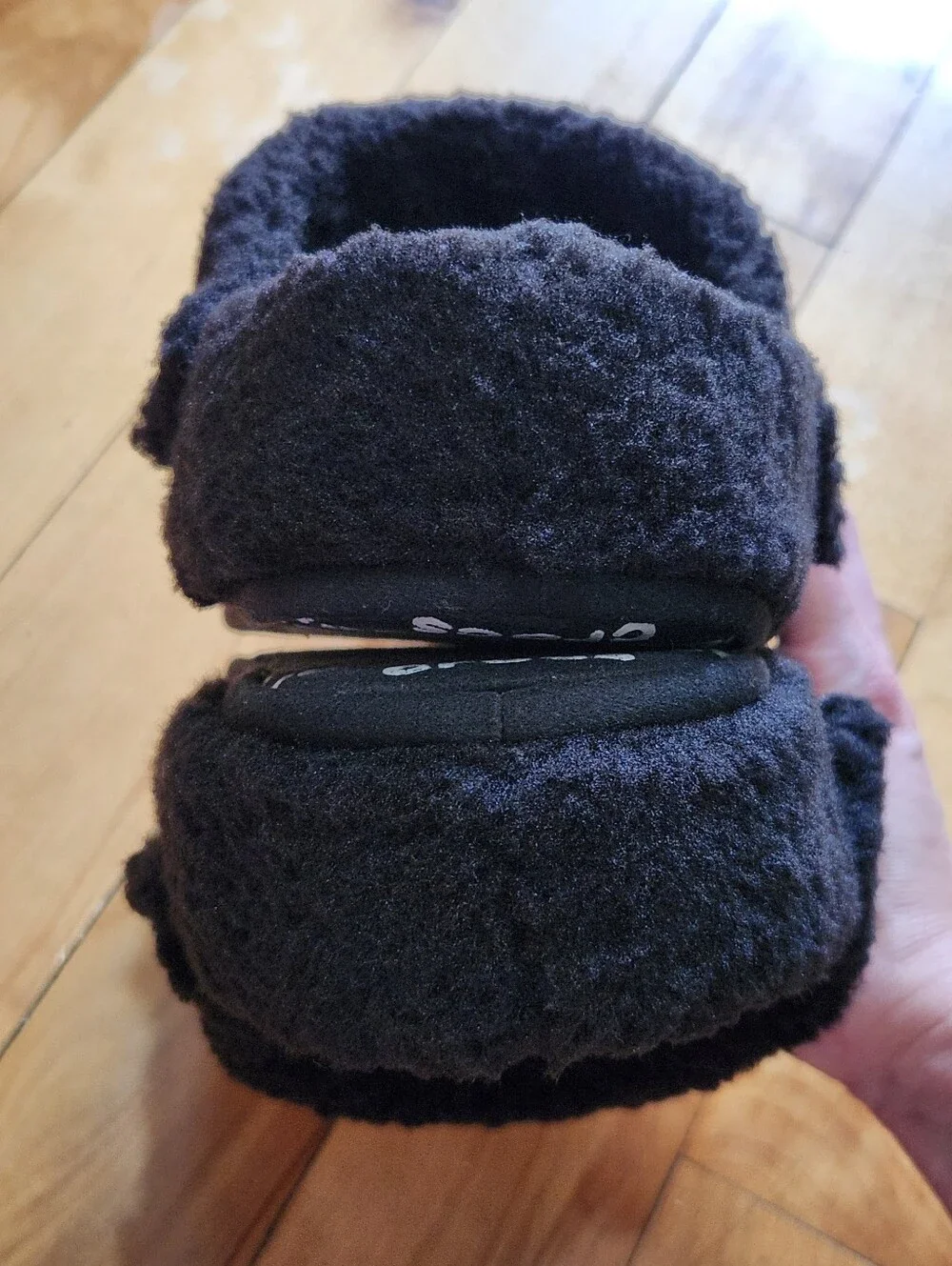 Crocs Classic Cozzzy Slipper in Black - W9 - Picture 10 of 11